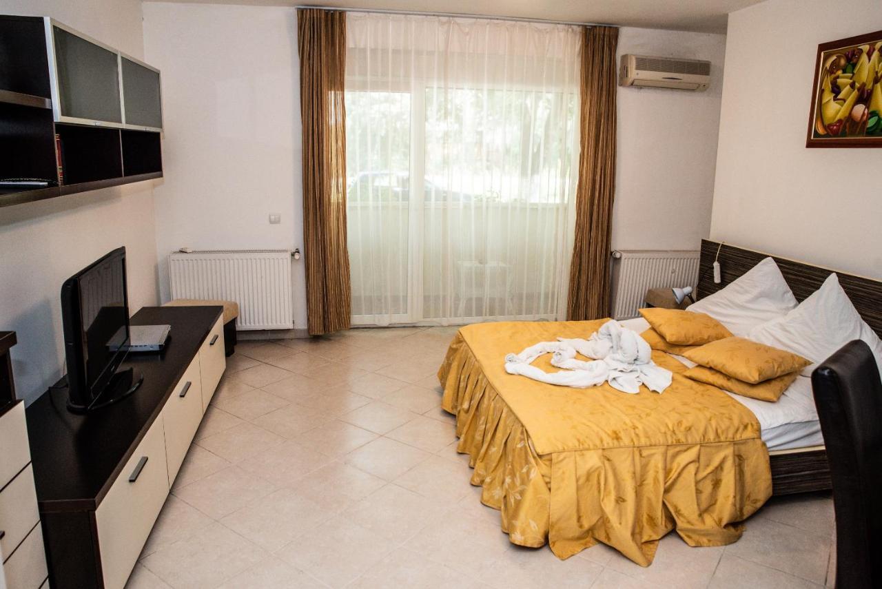 Club Onix Apartments Neptun Ngoại thất bức ảnh