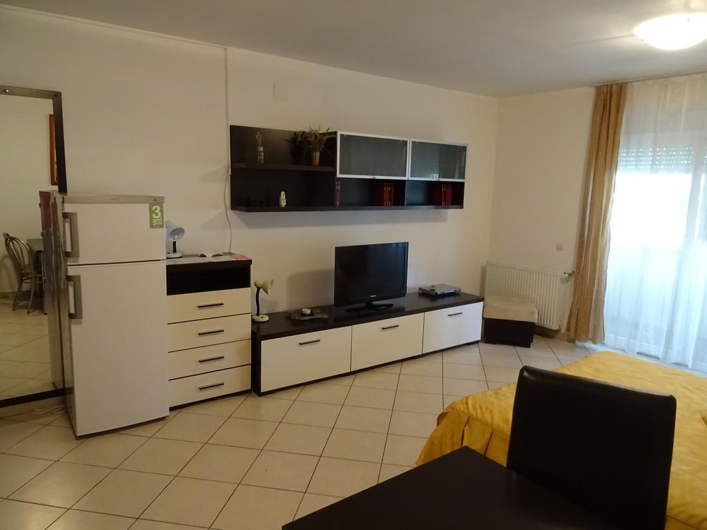 Club Onix Apartments Neptun Ngoại thất bức ảnh